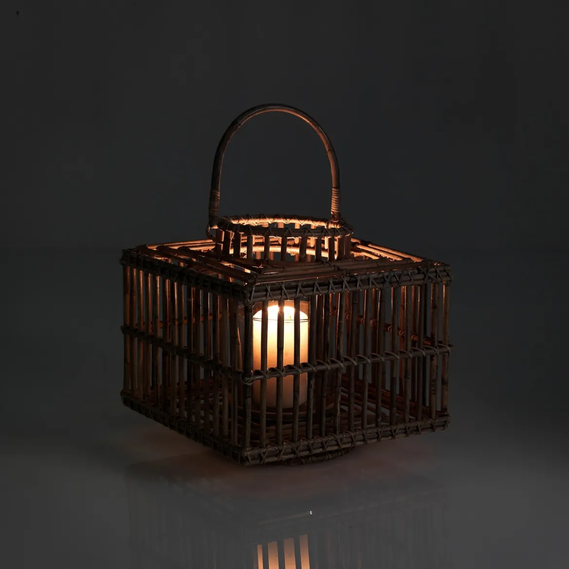 Amla rattan lanterna da interno/esterno in kubu rattan grigio e vetro 35x35xh35 cm