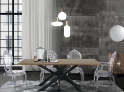 Cloud lampadario in acciaio oro opaco e 3 paralumi in vetro bianco opaco di varie dimensioni