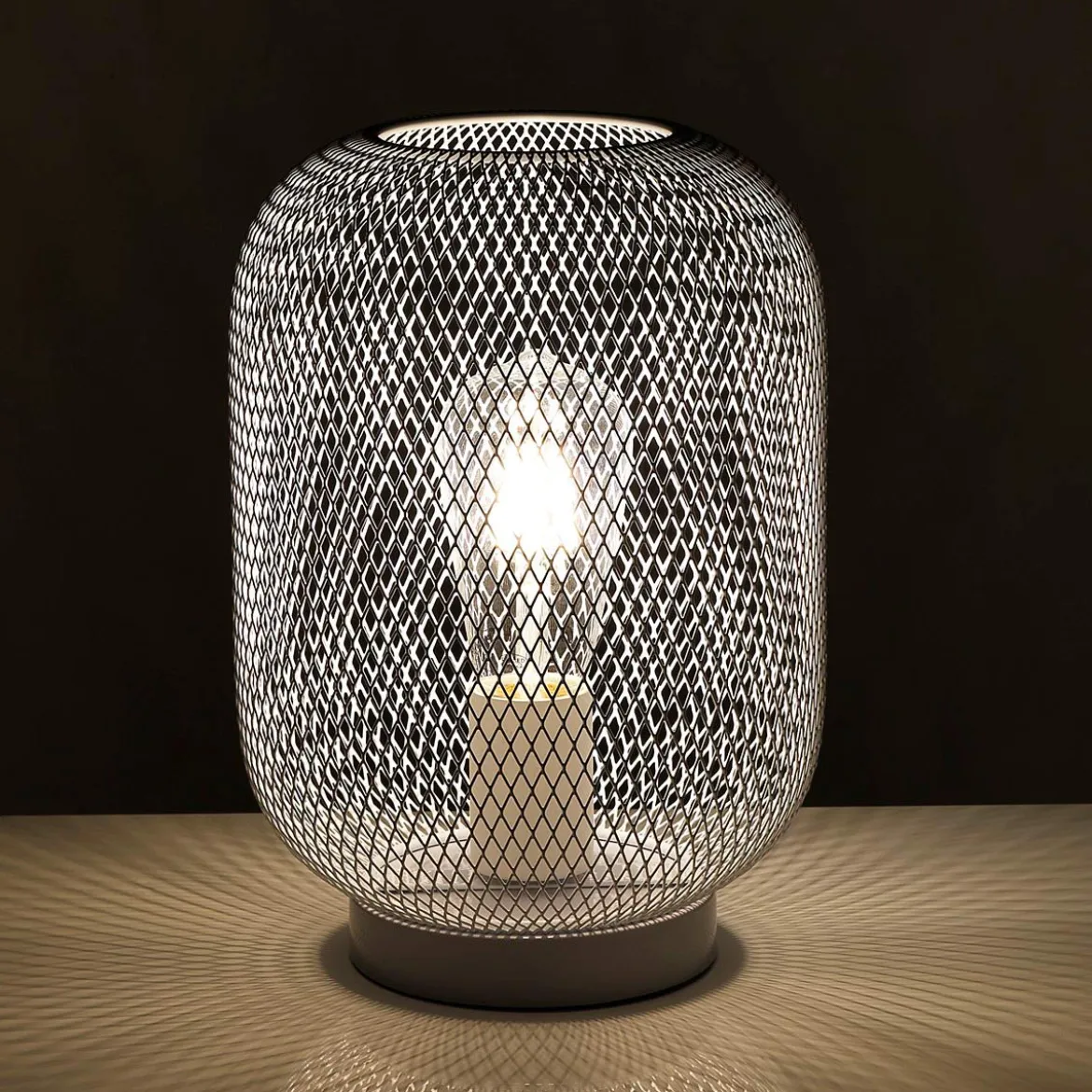 Crate white lampada da tavolo in filo di metallo bianca opaco d20xh27 cm