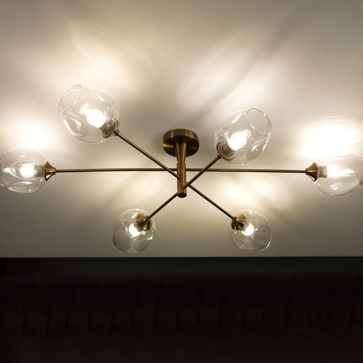 Devon c lampadario in acciaio nero e oro opaco 6 sfere vetro trasparente d114xh28 cm