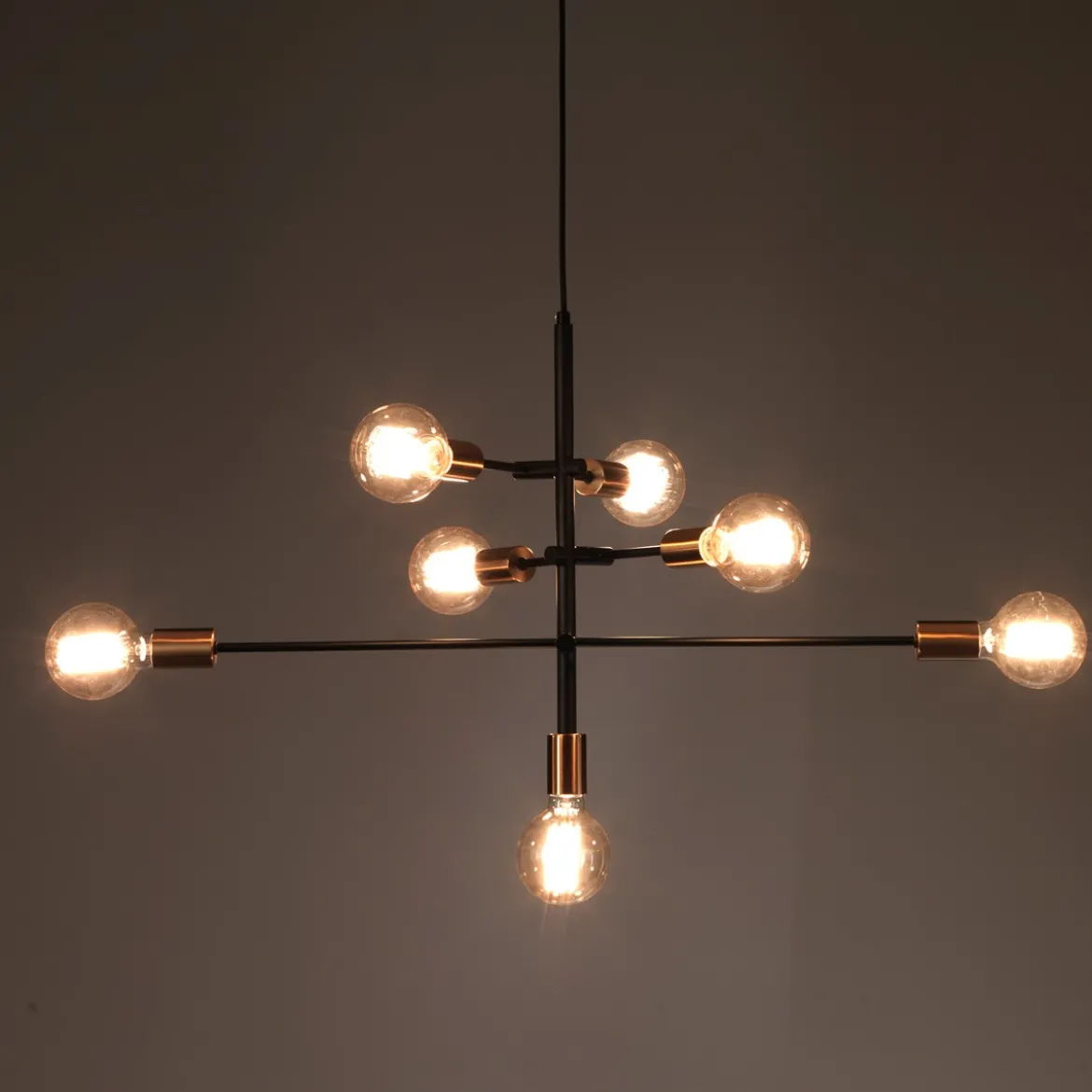 Devon lampadario in metallo verniciato nero e ottone con cavo regolabile 82x40 h50 cm