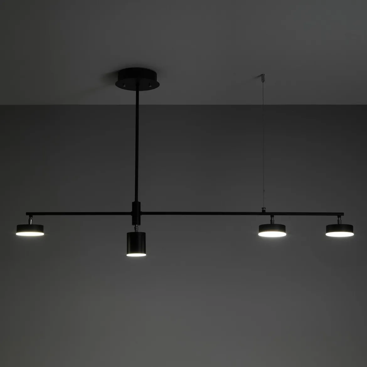 Domino black lampadario led in alluminio nero opaco con 3 luci direzionabili 120x10 h70 cm