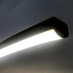 Drop lampada da terra led in alluminio nero opaco e acrilico bianco 130x32 h175 cm