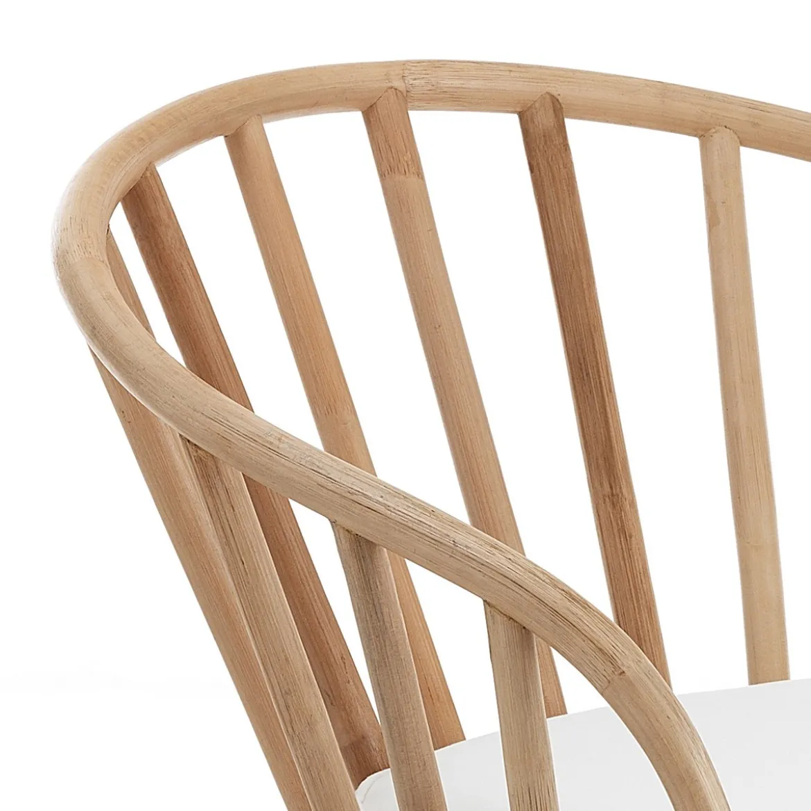 Durga poltroncina in rattan cuscino in saia bianco 70x60xh85 cm