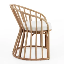 Durga poltroncina in rattan cuscino in saia bianco 70x60xh85 cm