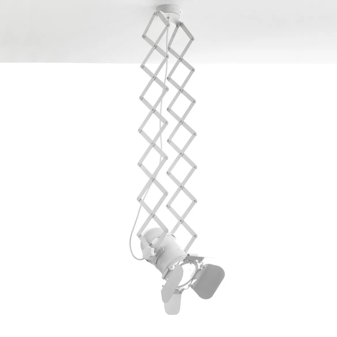 Extension white lampadario a pantografo in alluminio bianco opaco struttura estensibile e faro direzionale d12x22 cm