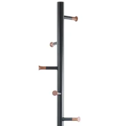 Feelo appendiabiti in metallo nero opaco e pomelli legno finitura noce h175xd36 cm
