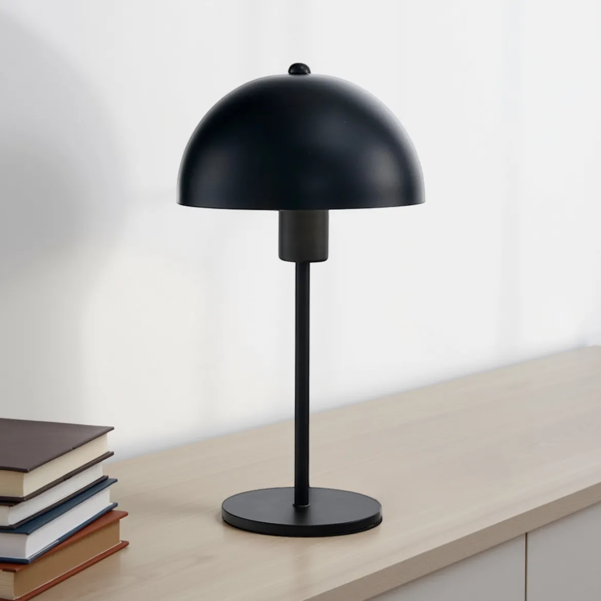 Flip black lampada da tavolo acciaio verniciato nero opaco d20 h37