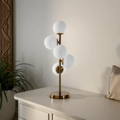 Galaxy lampada da tavolo in metallo verniciato ottone opaco con sfere in vetro bianco opaco d28 h66 cm