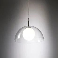 Genny lampadario in pvc trasparente con sfera in vetro satinato bianco filo regolabile d37 h24 cm