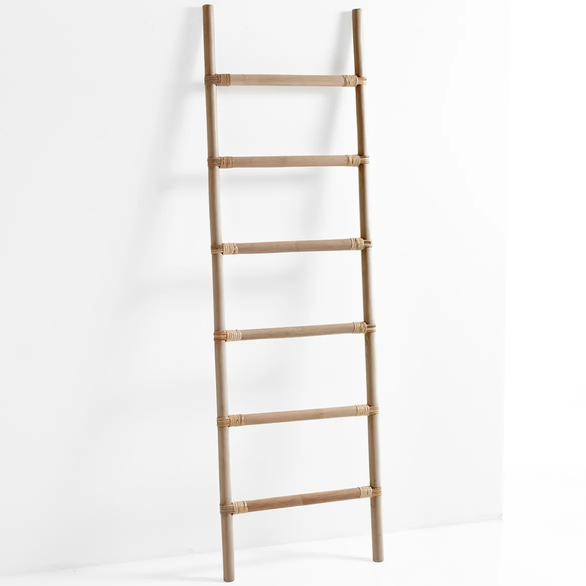 Jagrati scala decorativa in rattan 45xh150 cm