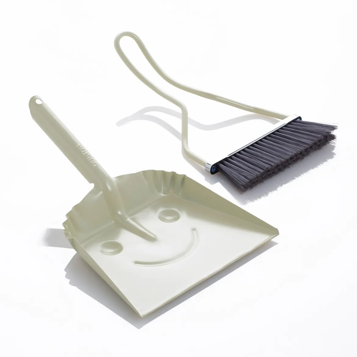 Litte smilly white set pulizia paletta scopino in metallo avorio lucido