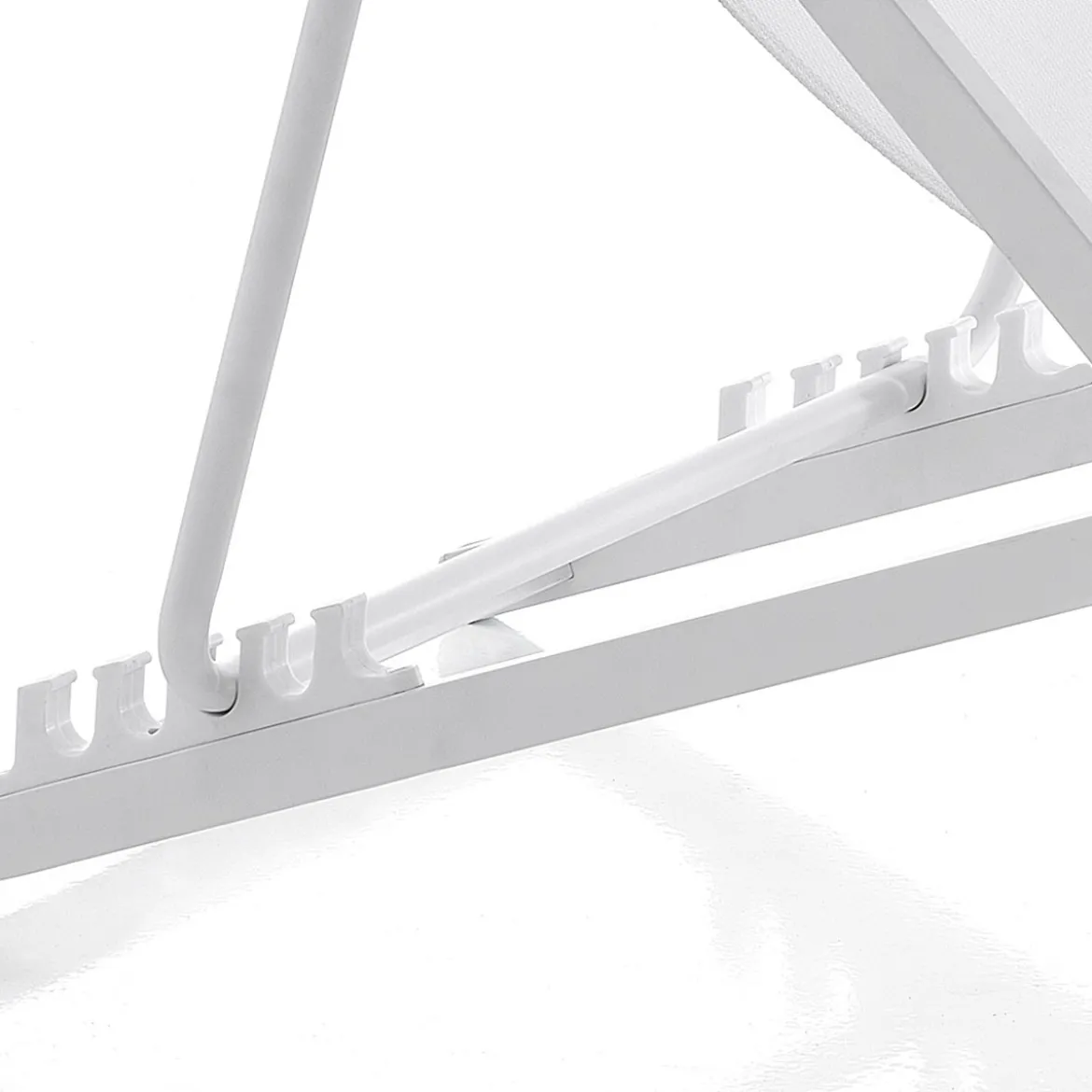 Milos sedia sdraio in alluminio bianco opaco e tessuto textilene bianco 61x102xh80 cm