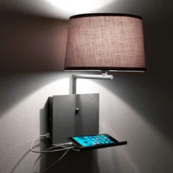 Nio grey applique nera in metallo grigio opaco con presa usb 22x24 h34 cm