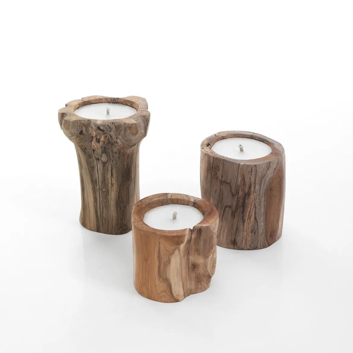 Pit set 3 candele in legno riciclato d20xh18 d22xh25 d25xh35 cm