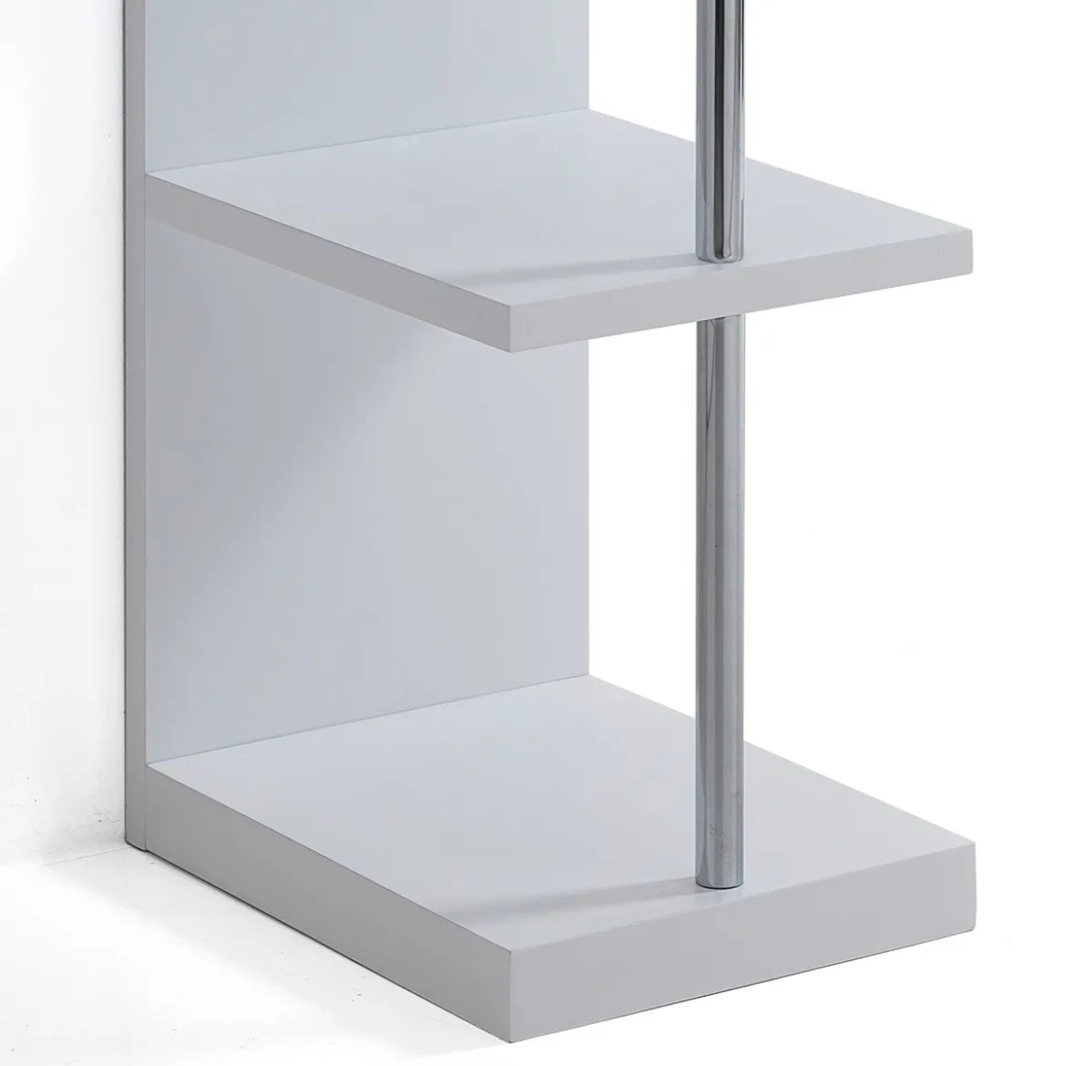 Rake libreria laccata bianco opaco e metallo cromato 30x37.5xh139 cm