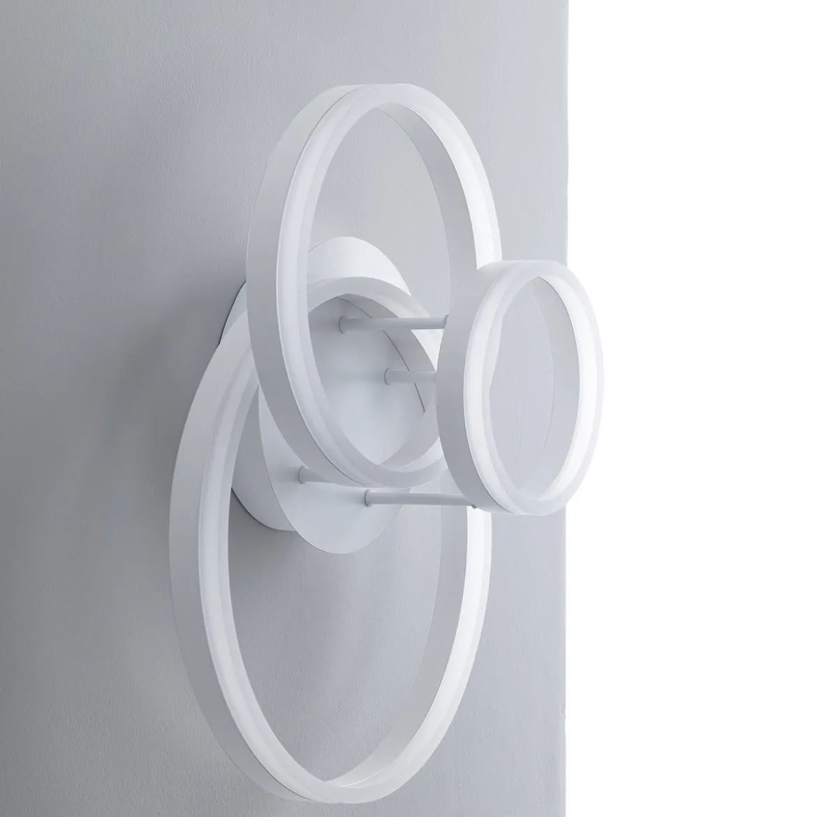 Rings white plafoniera / applique led in metallo bianco opaco 55x40 h19 cm