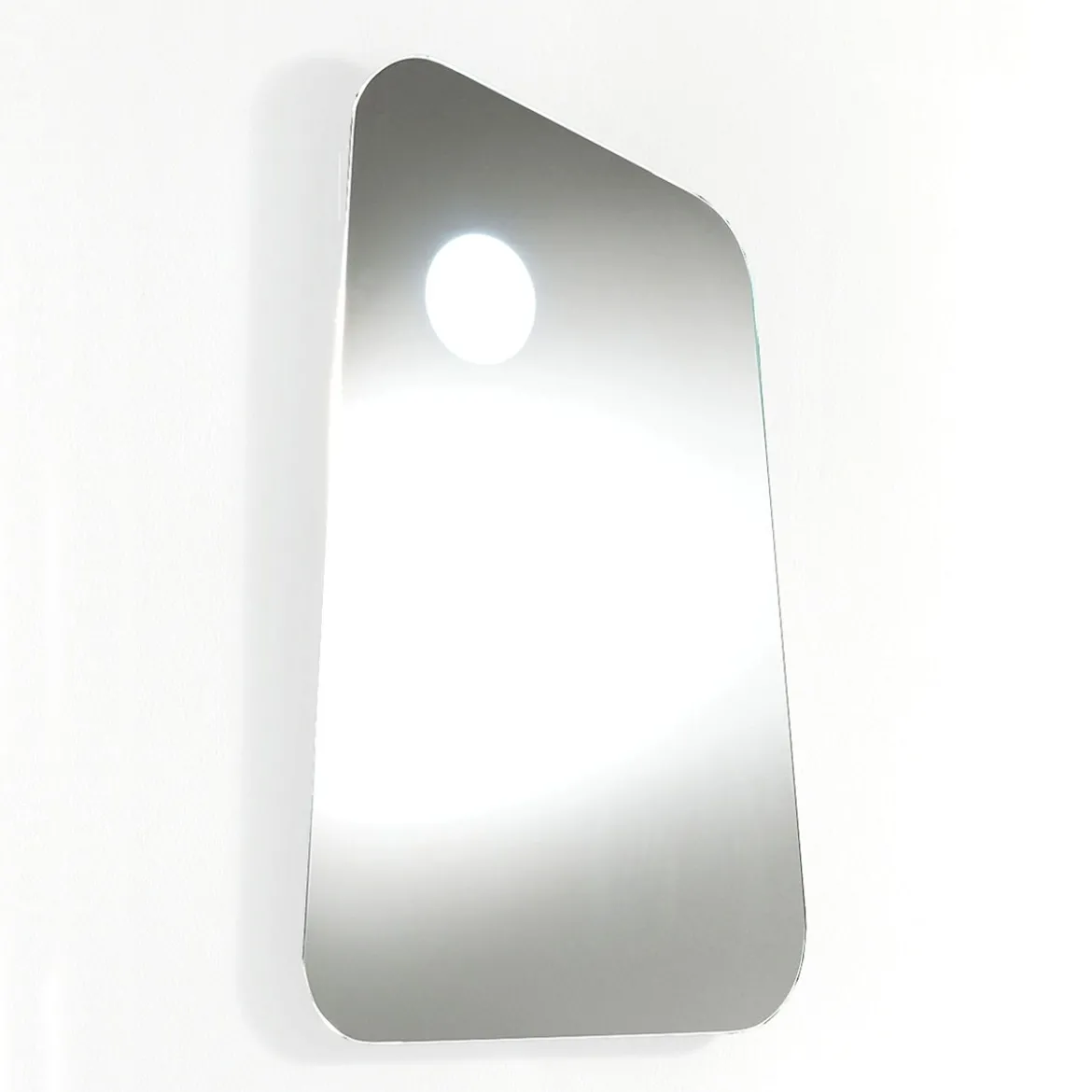 Specchiera con luce h82.5 l55