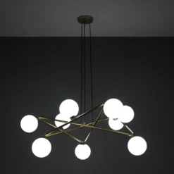 Star lampadario in metallo verniciato ottone opaco e sfere in vetro bianco opaco con cavo regolabile 110x110 h43 cm