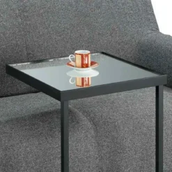 Tati tavolino / comodino piano con vetro a specchio in acciaio verniciato nero opaco 39x39 h55.5 cm