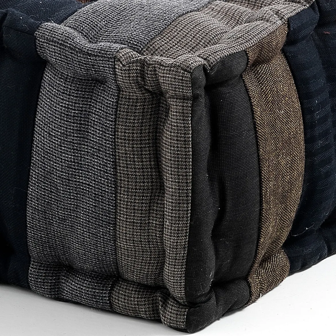 Yara divano 2 posti tessuto effetto lana non sfoderabile interno in fibre cm 160x80x40