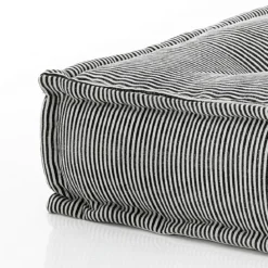 Yara lines pouf quadrato rivestimento cotone bianco dimensioni l80 p80 h20 cm (h35 con bancale)
