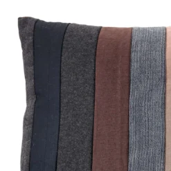 Yara stripes cushion rivestimento tessuto effetto lana cm 52x52 made in india