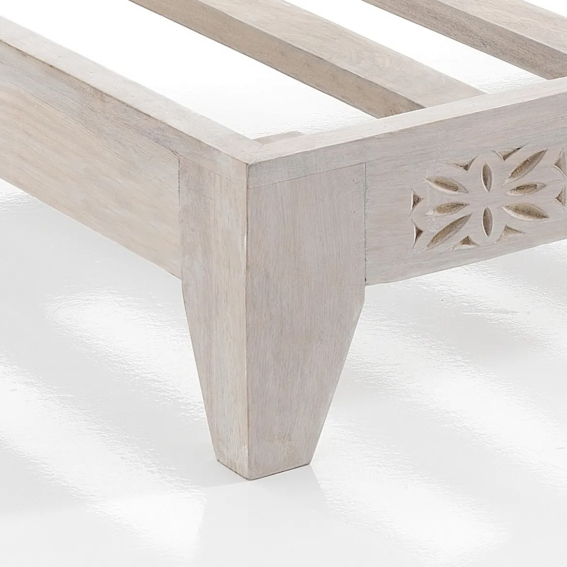 Yara wood chaise longue legno massello bianco avorio opaco tessuto effetto lana non sfoderabile cm 167x86x60